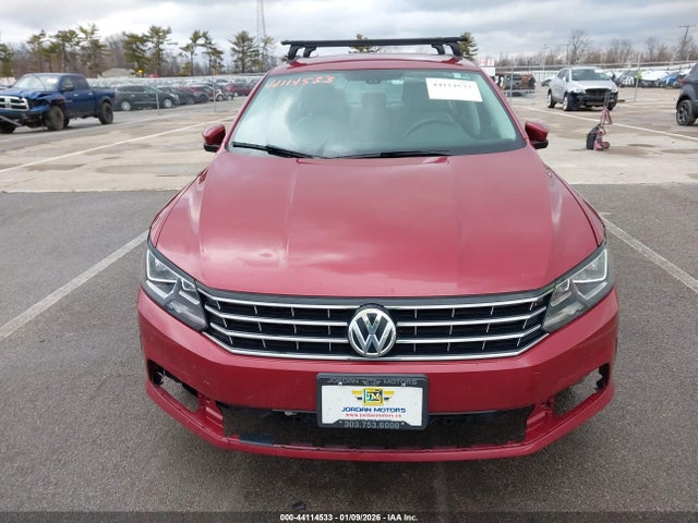 1VWAT7A38GC027711 Volkswagen Passat 1.8t S