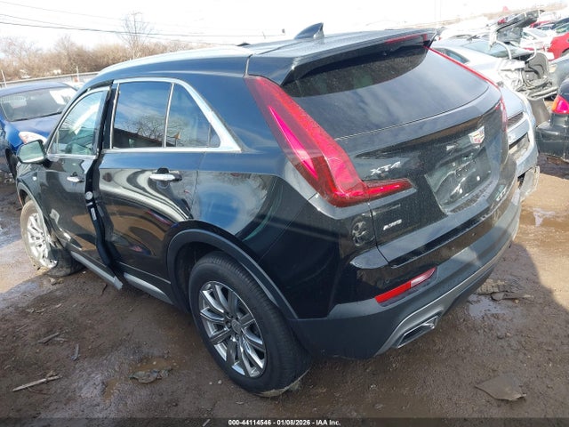 2020 CADILLAC XT4 1GYFZDR45LF092358 Photo 2