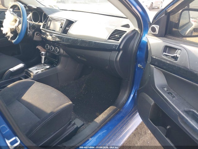 2015 MITSUBISHI LANCER JA32U8FW5FU004939 Photo 4