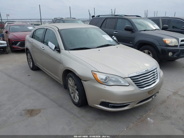 2013 CHRYSLER 200 1C3CCBCG6DN718898 Photo 0