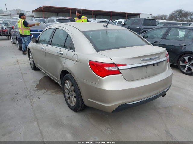 2013 CHRYSLER 200 1C3CCBCG6DN718898 Photo 2