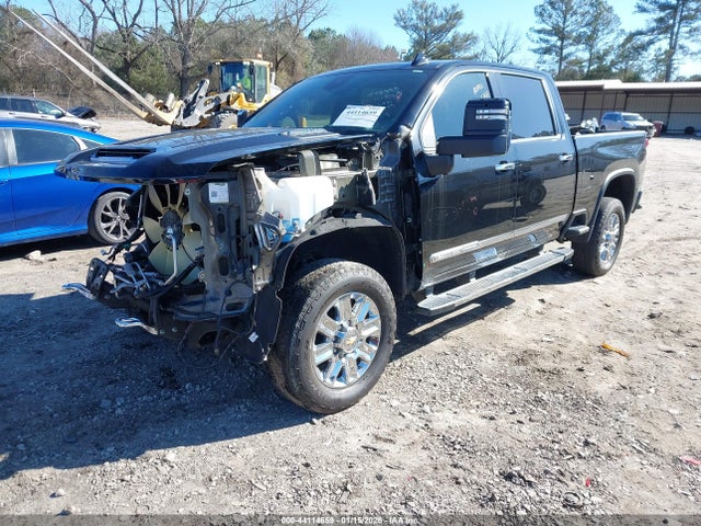 2GC4YREY8R1144104 Chevrolet Silverado 2500hd 4wd Standard Bed High Country