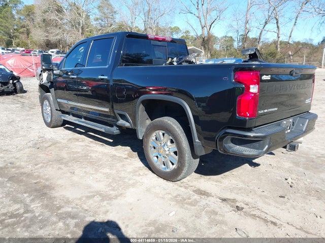 2GC4YREY8R1144104 Chevrolet Silverado 2500hd 4wd Standard Bed High Country