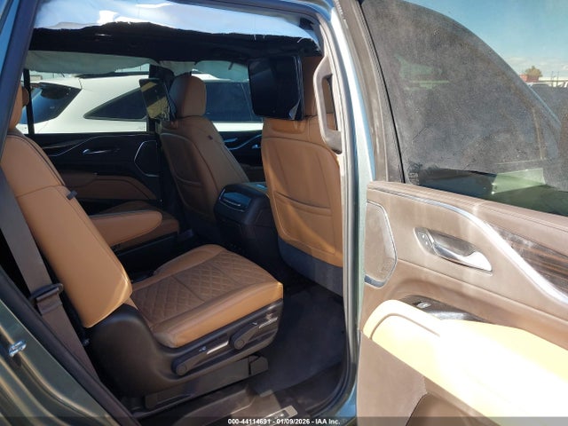 44114691 :رقم المزاد ، 1GYS3FKLXRR232991 vin ، 2024 Cadillac Escalade 2wd Sport مزاد بيع