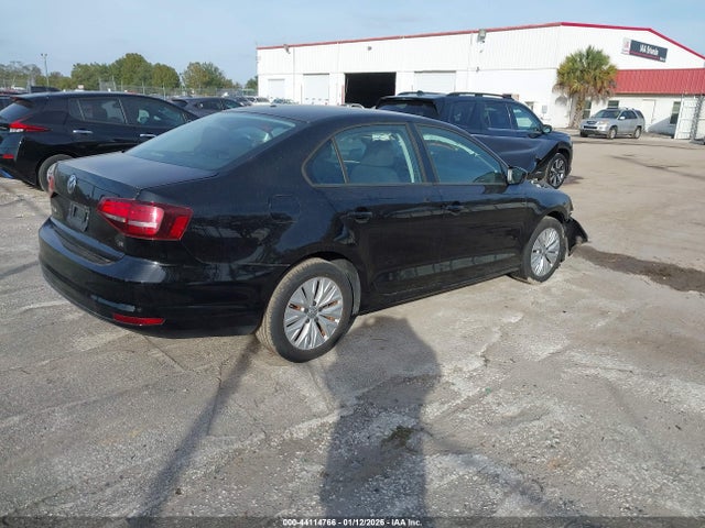2018 Volkswagen Jetta S მანქანა იყიდება აუქციონზე, vin: 3VW2B7AJ6JM210343, აუქციონის ნომერი: 44114766