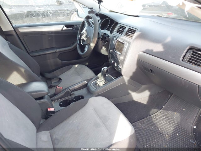 2018 Volkswagen Jetta S მანქანა იყიდება აუქციონზე, vin: 3VW2B7AJ6JM210343, აუქციონის ნომერი: 44114766