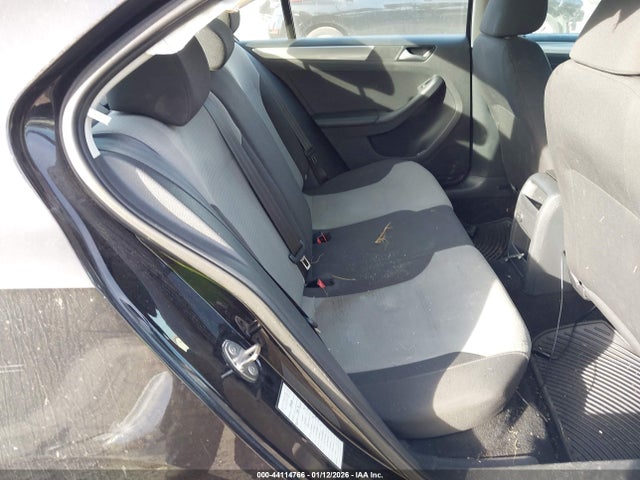 2018 Volkswagen Jetta S მანქანა იყიდება აუქციონზე, vin: 3VW2B7AJ6JM210343, აუქციონის ნომერი: 44114766