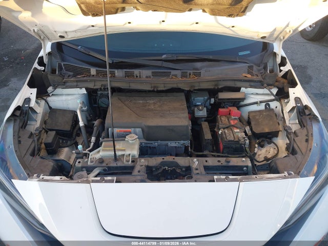 1N4AZ1CP8KC313412 Nissan LEAF SV