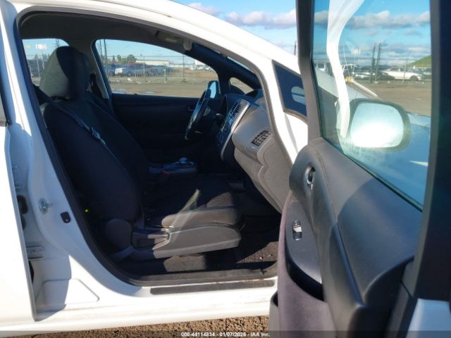 2013 NISSAN LEAF 1N4AZ0CP3DC406125 Photo 4