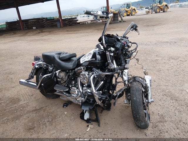 2015 HARLEY-DAVIDSON FLHTK 1HD1KEL36FB634474