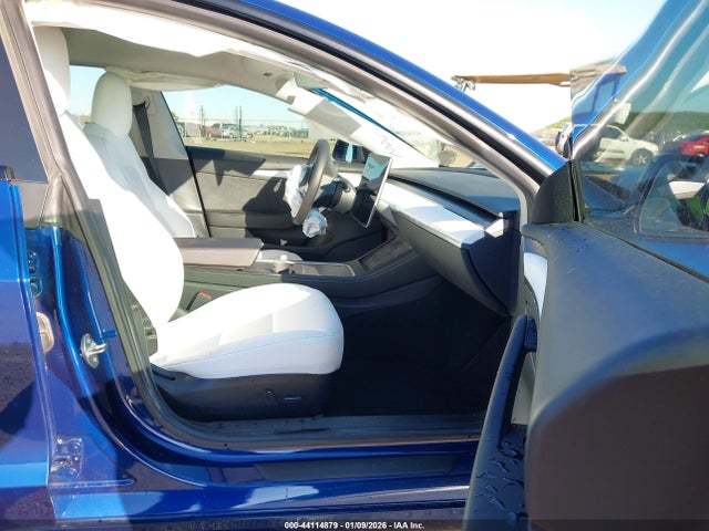 2021 TESLA MODEL 3 5YJ3E1EA6MF058532 Photo 4