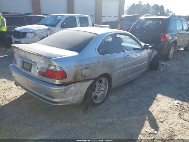 44114889 :رقم المزاد ، WBABN53472PH02154 vin ، 2002 Bmw 330ci مزاد بيع