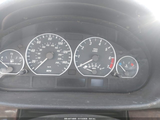 44114889 :رقم المزاد ، WBABN53472PH02154 vin ، 2002 Bmw 330ci مزاد بيع
