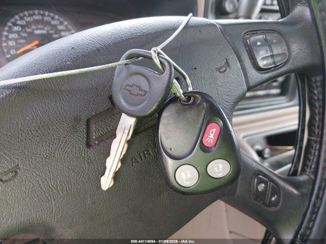 2003 CHEVROLET SUBURBAN 3GNFK16Z93G209177 Photo 10