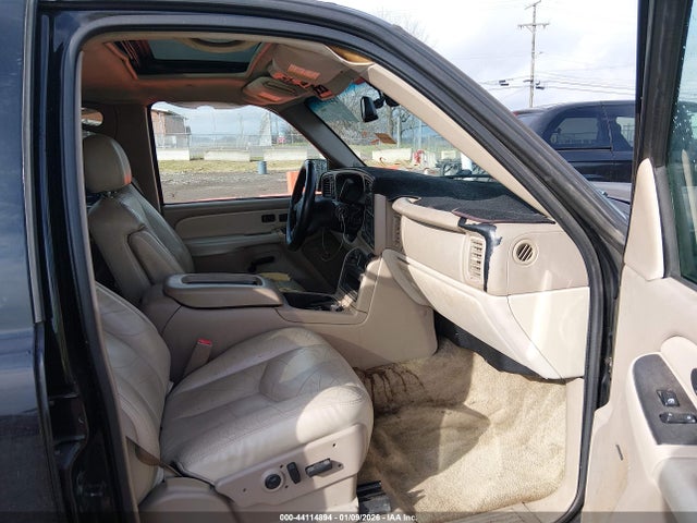 2003 CHEVROLET SUBURBAN 3GNFK16Z93G209177 Photo 4