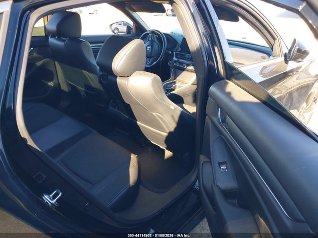 1HGCV2F38JA031800 Honda Accord Sport 2.0t