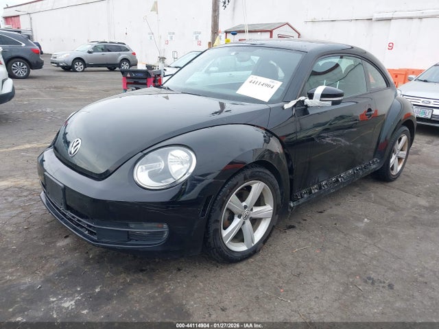 Продаж на аукціоні авто 2012 Volkswagen Beetle 2.5l, vin: 3VWJP7AT5CM606698, номер лоту: 44114904