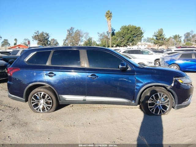 Mitsubishi Outlander Se 2017 JA4AD3A33HZ055904 Image 13