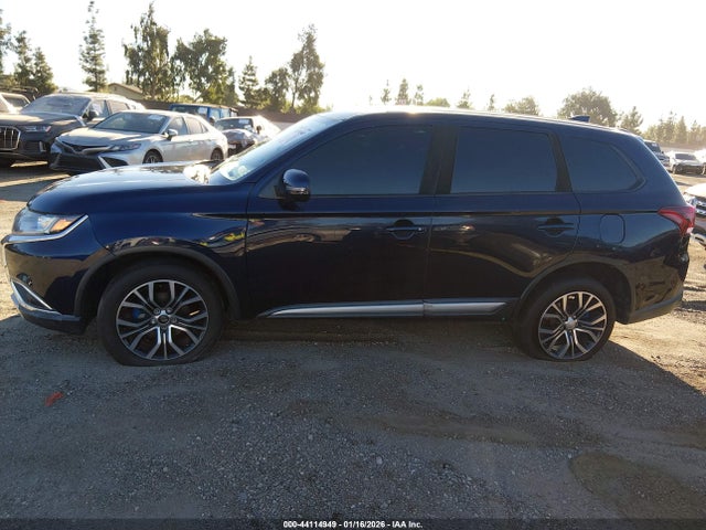 Mitsubishi Outlander Se 2017 JA4AD3A33HZ055904 Image 14