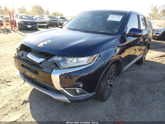 2017 MITSUBISHI OUTLANDER JA4AD3A33HZ055904 Photo 1