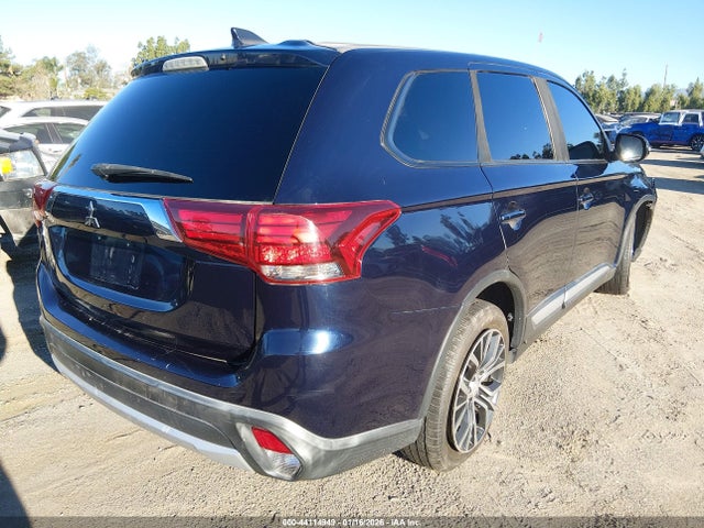 2017 MITSUBISHI OUTLANDER JA4AD3A33HZ055904 Photo 3