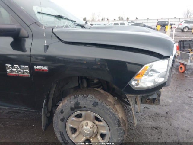 3C6UR5HJ5HG737808 RAM 2500 Tradesman 4x4 8&#039; Box
