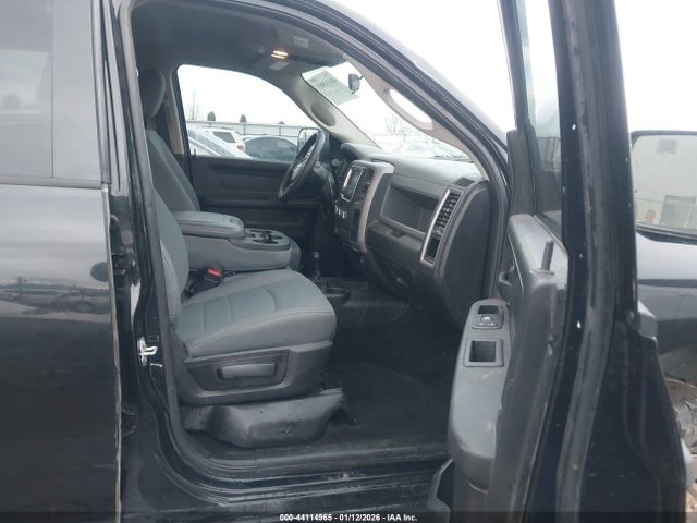 3C6UR5HJ5HG737808 RAM 2500 Tradesman 4x4 8&#039; Box