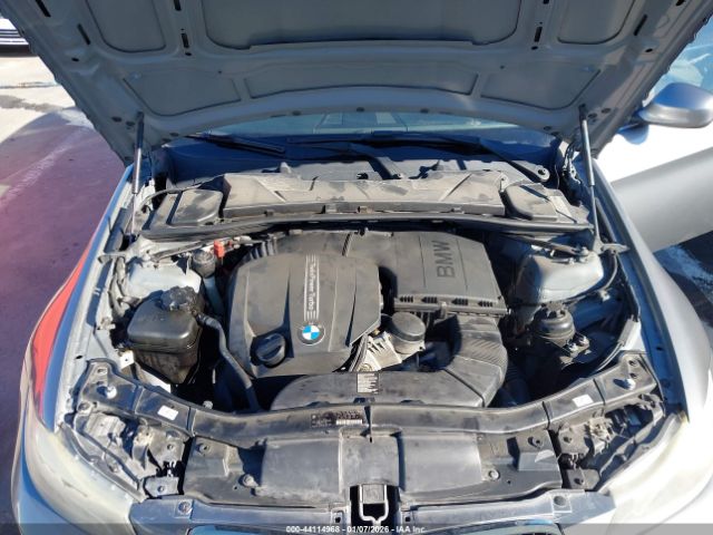 2011 BMW 335I WBAPM5C53BE578054 Photo 9