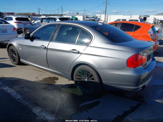 2011 BMW 335I WBAPM5C53BE578054 Photo 2