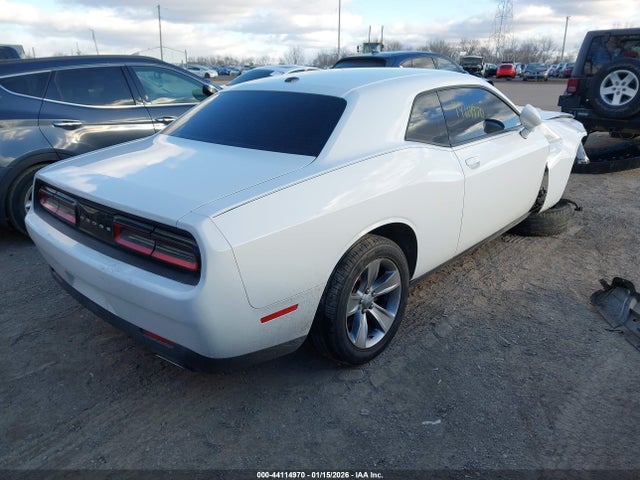 2016 DODGE CHALLENGER 2C3CDZAG7GH352732 Photo 3