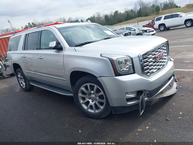 2018 Gmc Yukon Xl Denali მანქანა იყიდება აუქციონზე, vin: 1GKS1HKJ5JR225249, აუქციონის ნომერი: 44114988