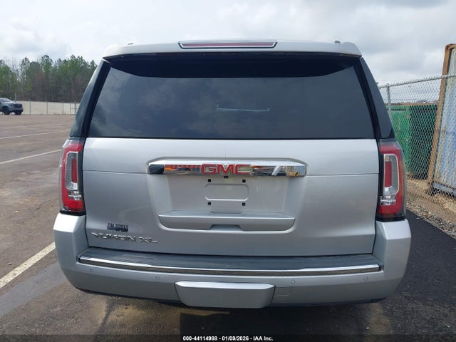 2018 Gmc Yukon Xl Denali მანქანა იყიდება აუქციონზე, vin: 1GKS1HKJ5JR225249, აუქციონის ნომერი: 44114988