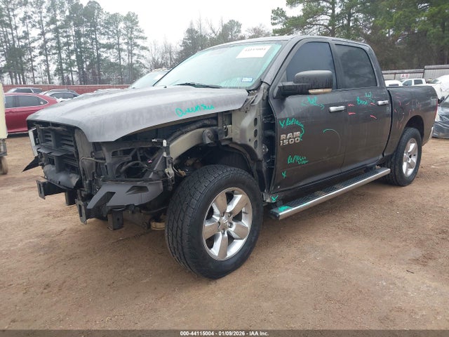 2018 RAM 1500 1C6RR7LTXJS167605 Photo 1
