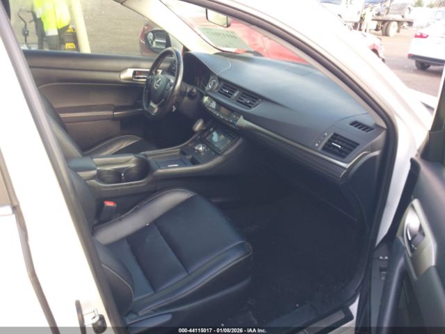 2017 LEXUS CT 200H JTHKD5BH1H2281348 Photo 4