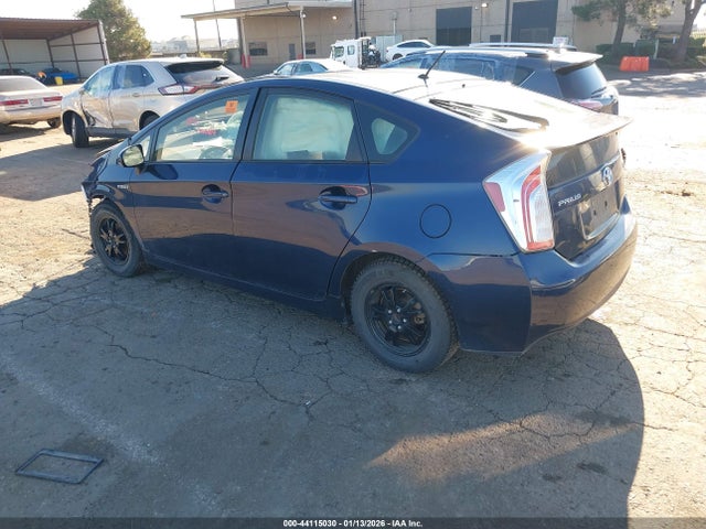 JTDKN3DU4F1997726 Toyota Prius Two