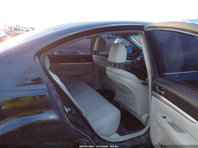 44115041 :رقم المزاد ، 4S3BMBA6XC3028287 vin ، 2012 Subaru Legacy 2.5i مزاد بيع