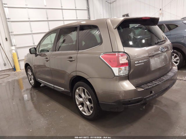 Subaru Forester 2.5i Touring 2018 JF2SJAWC8JH558356 Image 3