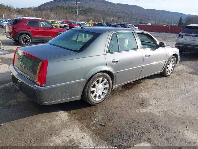 2008 CADILLAC DTS 1G6KD57Y88U156896 Photo 3