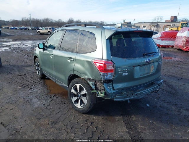 2017 SUBARU FORESTER JF2SJAEC0HH413517 Photo 5