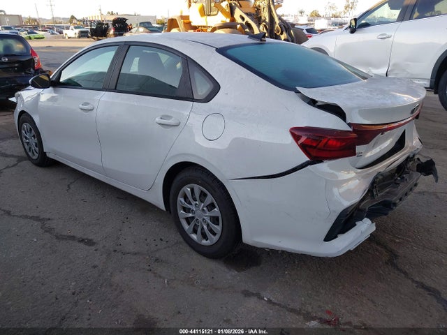 KIA FORTE FE 2021 3KPF24AD1ME369301 Image 3