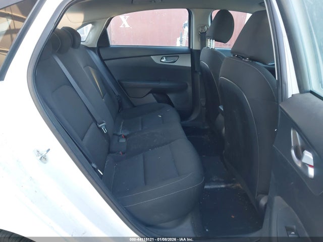 KIA FORTE FE 2021 3KPF24AD1ME369301 Image 8