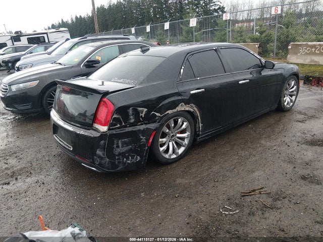 2018 CHRYSLER 300 2C3CCAEG4JH269927 Photo 3