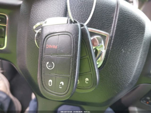 2015 RAM 1500 1C6RR7MT3FS697825 Photo 10