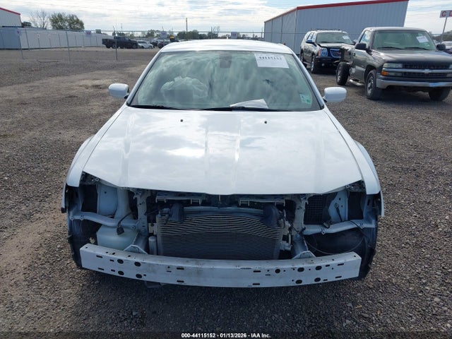Продажа на аукционе авто 2019 Chrysler 300 Touring L, vin: 2C3CCAAG5KH693799, номер лота: 44115152