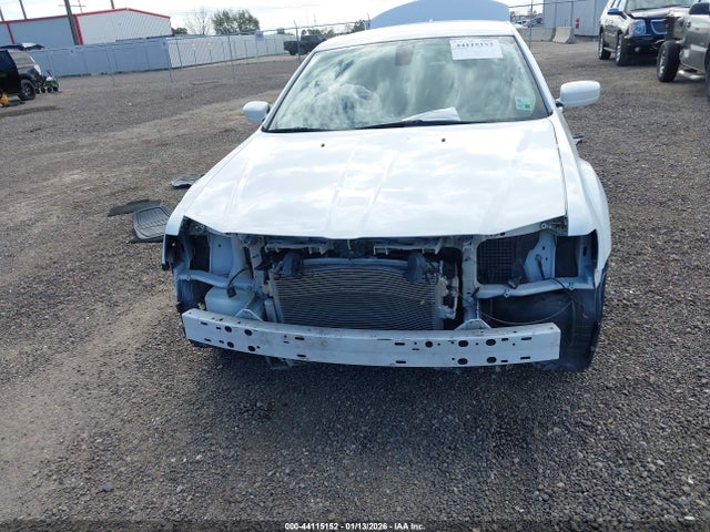 2019 CHRYSLER 300 2C3CCAAG5KH693799 Photo 5