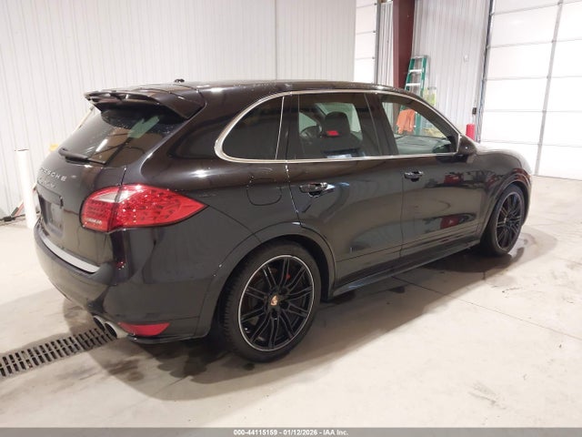 2014 PORSCHE CAYENNE WP1AC2A28ELA80952 Photo 3