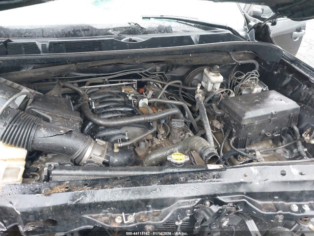 5TFDY5F18GX537773 Toyota Tundra Sr5 5.7l V8