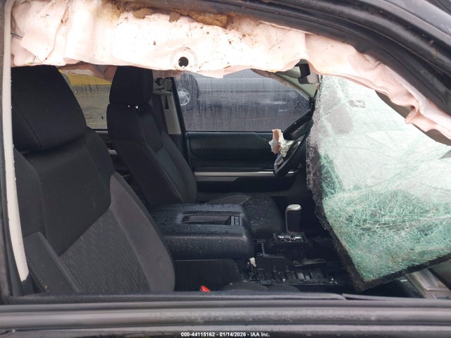 5TFDY5F18GX537773 Toyota Tundra Sr5 5.7l V8