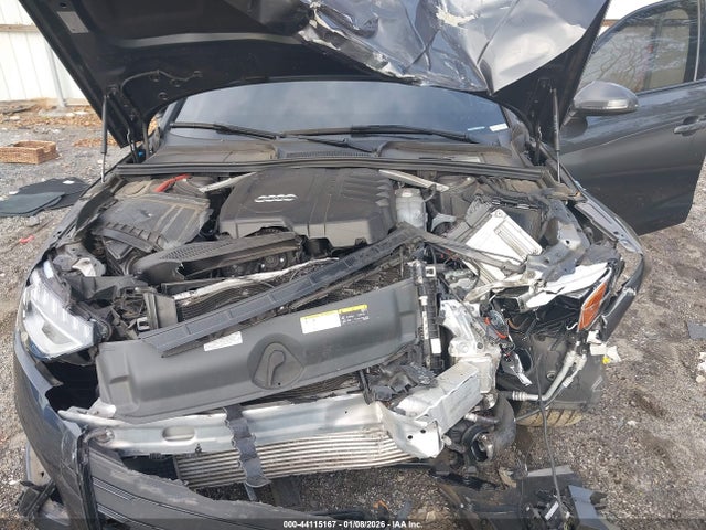 44115167 :رقم المزاد ، WAUBBAF49NN004087 vin ، 2022 Audi A4 Premium Plus 40 Tfsi Quattro S Tronic مزاد بيع