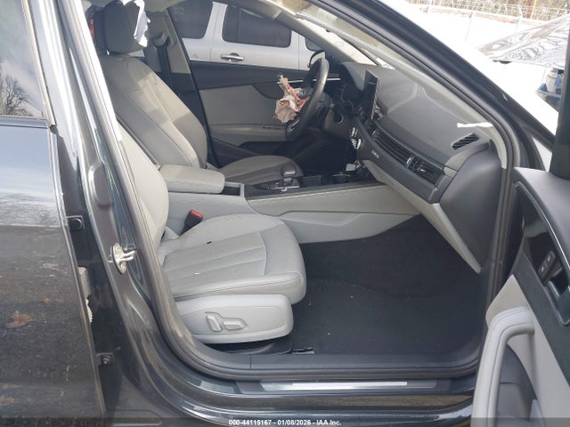 44115167 :رقم المزاد ، WAUBBAF49NN004087 vin ، 2022 Audi A4 Premium Plus 40 Tfsi Quattro S Tronic مزاد بيع
